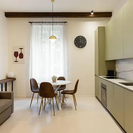 B-apartment Exclusive Apartamento *